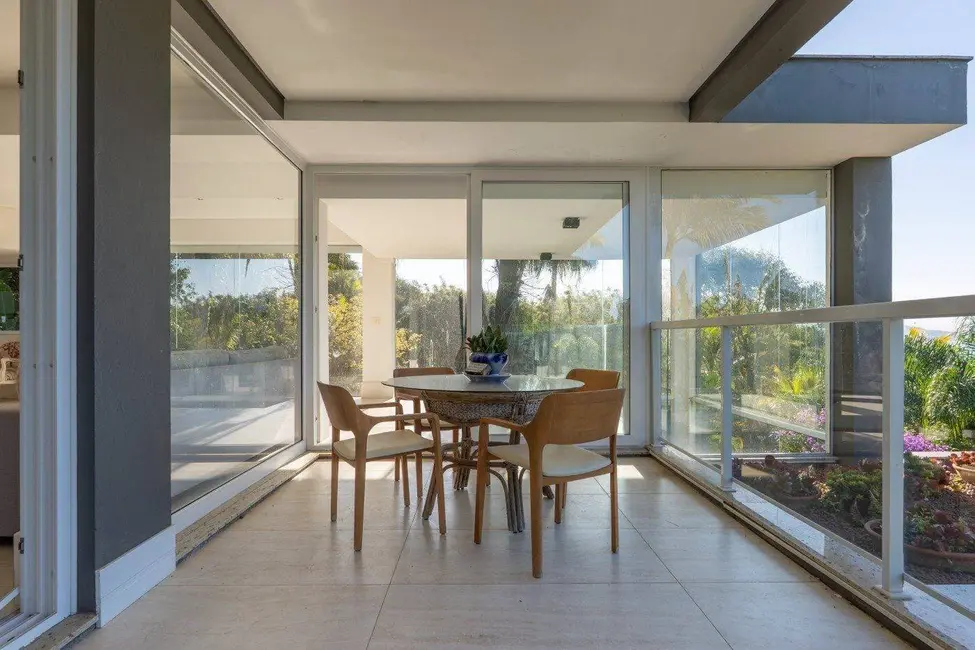 Casa com 6 quartos à venda e para alugar, 818m2 em Canasvieiras, Florianopolis - SC - imagem 8 Foto 8 de Casa com 6 quartos à venda e para alugar, 818m2 em Canasvieiras, Florianopolis - SC