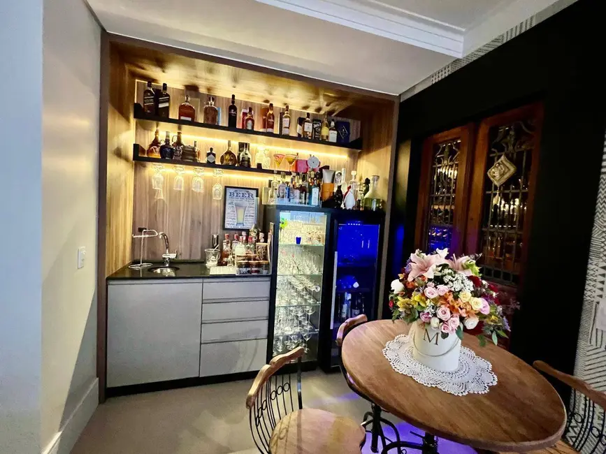 Casa com 5 quartos à venda em Jurerê, Florianopolis - SC - imagem 5 Foto 5 de Casa com 5 quartos à venda em Jurerê, Florianopolis - SC