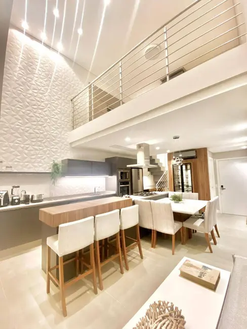Apartamento com 3 quartos à venda, 135m2 em Jurerê, Florianopolis - SC - imagem 2 Foto 2 de Apartamento com 3 quartos à venda, 135m2 em Jurerê, Florianopolis - SC