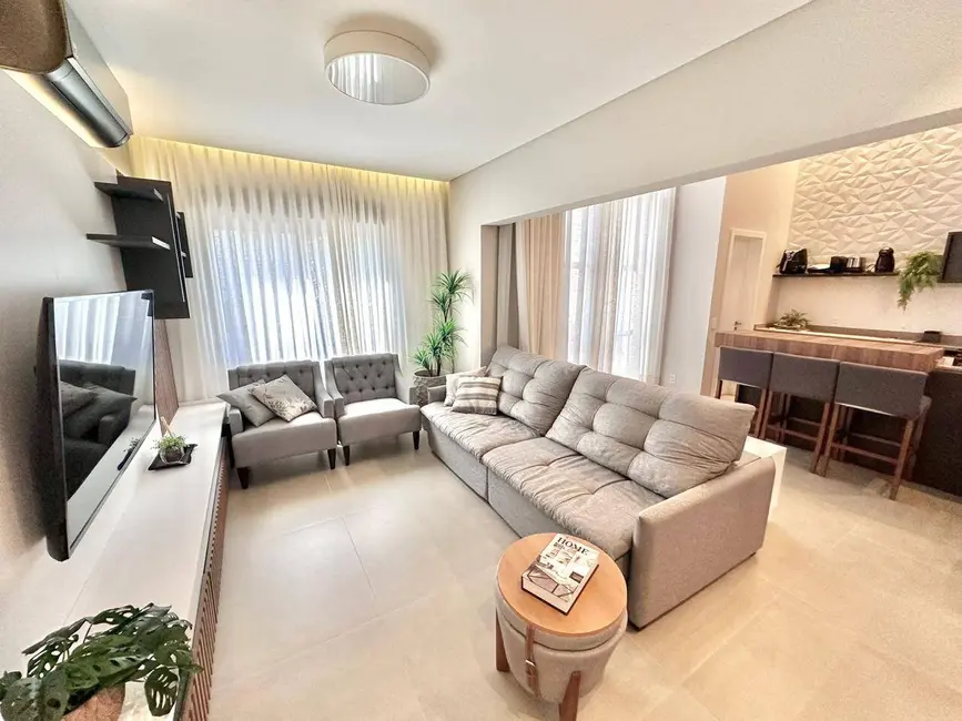 Apartamento com 3 quartos à venda, 135m2 em Jurerê, Florianopolis - SC - imagem 9 Foto 9 de Apartamento com 3 quartos à venda, 135m2 em Jurerê, Florianopolis - SC