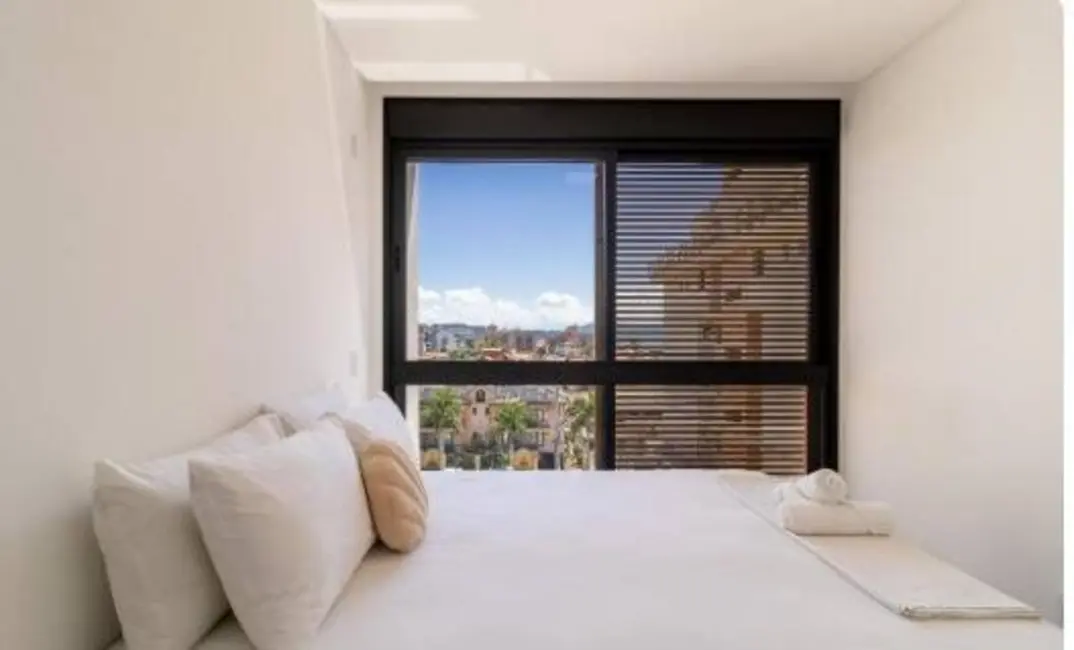Apartamento com 2 quartos à venda, 74m2 em Jurerê, Florianopolis - SC - imagem 3 Foto 3 de Apartamento com 2 quartos à venda, 74m2 em Jurerê, Florianopolis - SC