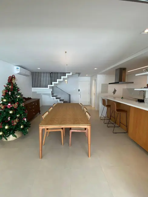 Foto 2 de Apartamento com 4 quartos à venda, 272m2 em Jurerê, Florianopolis - SC