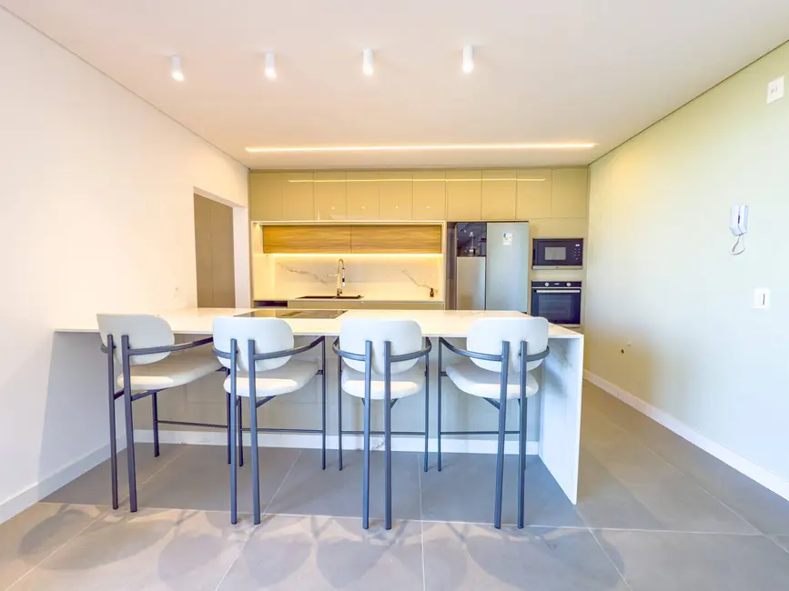 Foto 3 de Apartamento com 2 quartos à venda, 122m2 em Canasvieiras, Florianopolis - SC