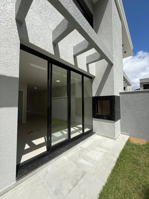 Casa com 3 quartos à venda, 175m2 em Ingleses do Rio Vermelho, Florianopolis - SC - imagem 2 Foto 2 de Casa com 3 quartos à venda, 175m2 em Ingleses do Rio Vermelho, Florianopolis - SC