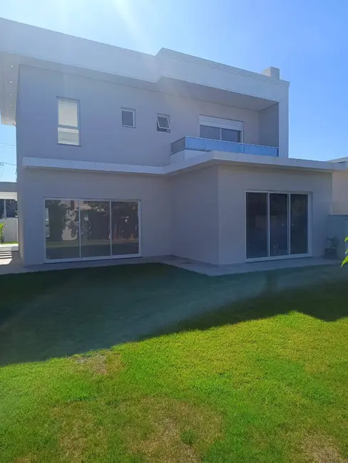 Casa com 3 quartos à venda, 244m2 em Ingleses do Rio Vermelho, Florianopolis - SC - imagem 8 Foto 8 de Casa com 3 quartos à venda, 244m2 em Ingleses do Rio Vermelho, Florianopolis - SC
