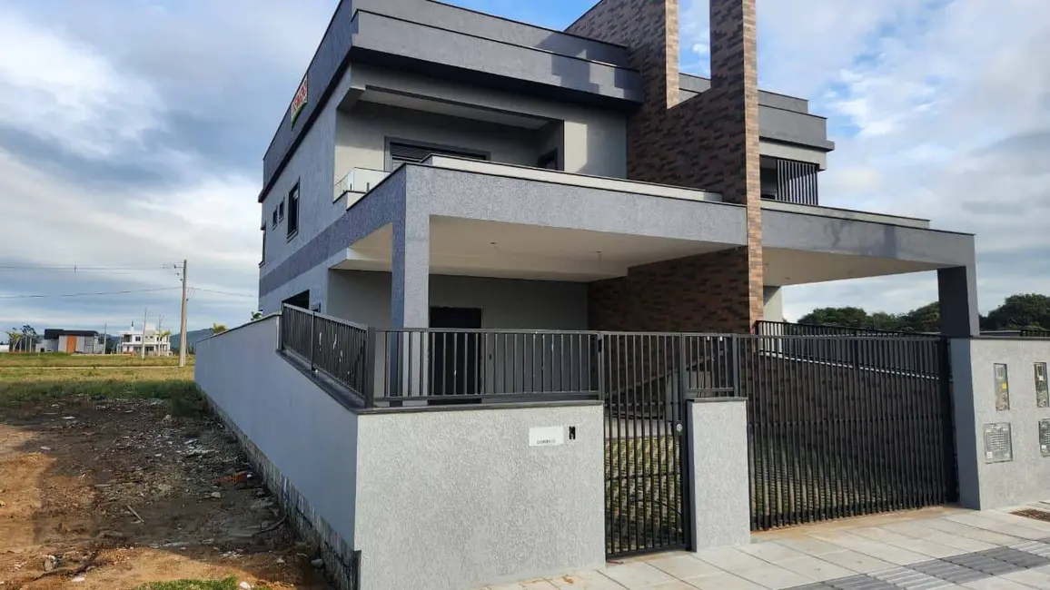 Foto 2 de Casa com 3 quartos à venda, 260m2 em Vargem Grande, Florianopolis - SC