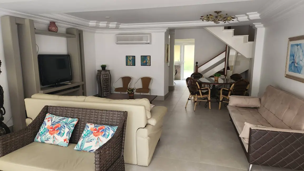 Casa com 5 quartos à venda, 150m2 em Jurerê, Florianopolis - SC - imagem 4 Foto 4 de Casa com 5 quartos à venda, 150m2 em Jurerê, Florianopolis - SC