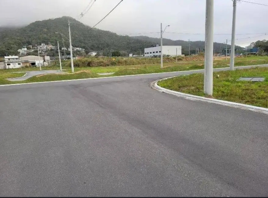 Terreno / Lote à venda, 450m2 em Vargem Grande, Florianopolis - SC - imagem 3 Foto 3 de Terreno / Lote à venda, 450m2 em Vargem Grande, Florianopolis - SC