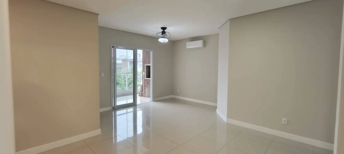 Apartamento com 2 quartos à venda e para alugar, 85m2 em Jurerê, Florianopolis - SC - imagem 6 Foto 6 de Apartamento com 2 quartos à venda e para alugar, 85m2 em Jurerê, Florianopolis - SC