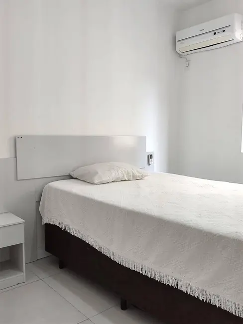 Foto 21 de Apartamento à venda em Canasvieiras, Florianopolis - SC