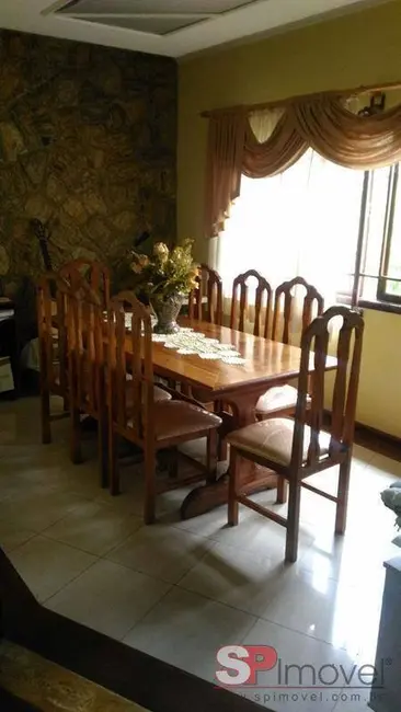 Foto 9 de Casa com 3 quartos à venda, 650m2 em Piracaia - SP