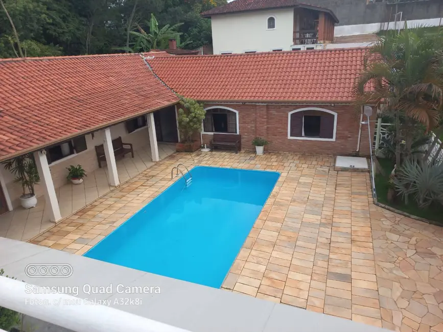 Chácara com 4 quartos à venda, 1200m2 em Guarulhos - SP - imagem 7 Foto 7 de Chácara com 4 quartos à venda, 1200m2 em Guarulhos - SP