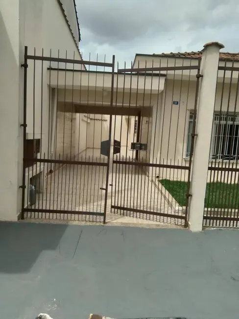 Casa com 1 quarto à venda, 156m2 em Vila Galvão, Guarulhos - SP - imagem 4 Foto 4 de Casa com 1 quarto à venda, 156m2 em Vila Galvão, Guarulhos - SP