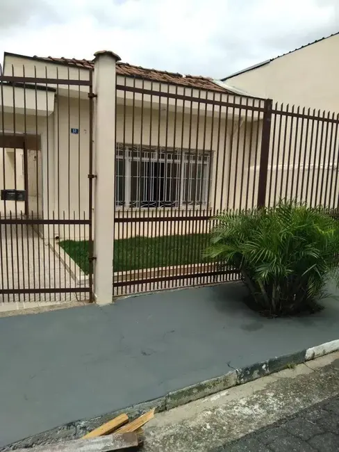 Casa com 1 quarto à venda, 156m2 em Vila Galvão, Guarulhos - SP - imagem 3 Foto 3 de Casa com 1 quarto à venda, 156m2 em Vila Galvão, Guarulhos - SP