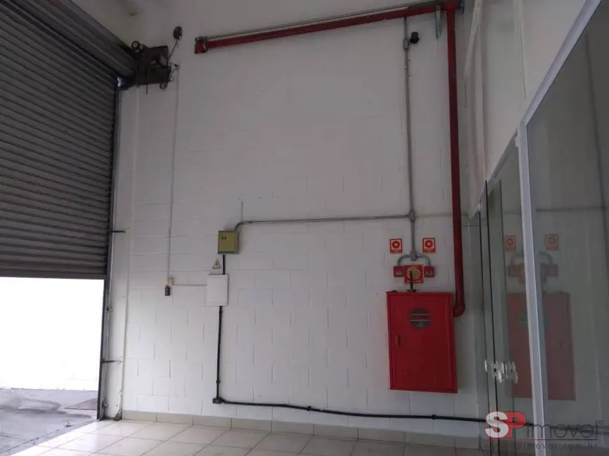 Foto 3 de Sala Comercial à venda, 800m2 em Cidade Soberana, Guarulhos - SP