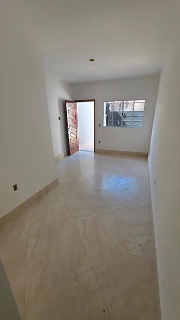 Foto 2 de Casa com 2 quartos à venda, 83m2 em Parque Guaianazes, São Paulo - SP