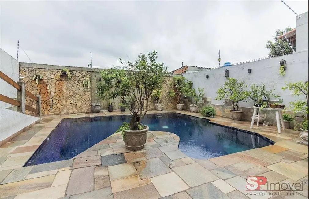 Casa com 5 quartos para alugar em Sítio do Mandaqui, São Paulo - SP - imagem 4 Foto 4 de Casa com 5 quartos para alugar em Sítio do Mandaqui, São Paulo - SP
