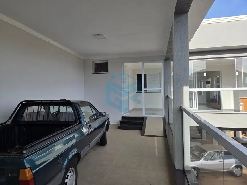 Foto 3 de Casa com 5 quartos à venda, 468m2 em Fama - MG