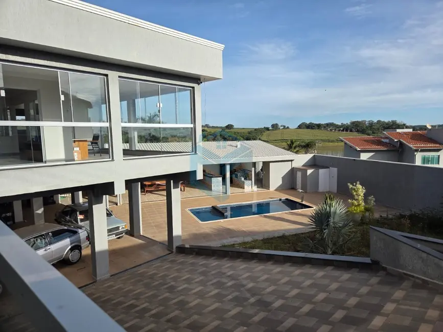 Foto 1 de Casa com 5 quartos à venda, 468m2 em Fama - MG
