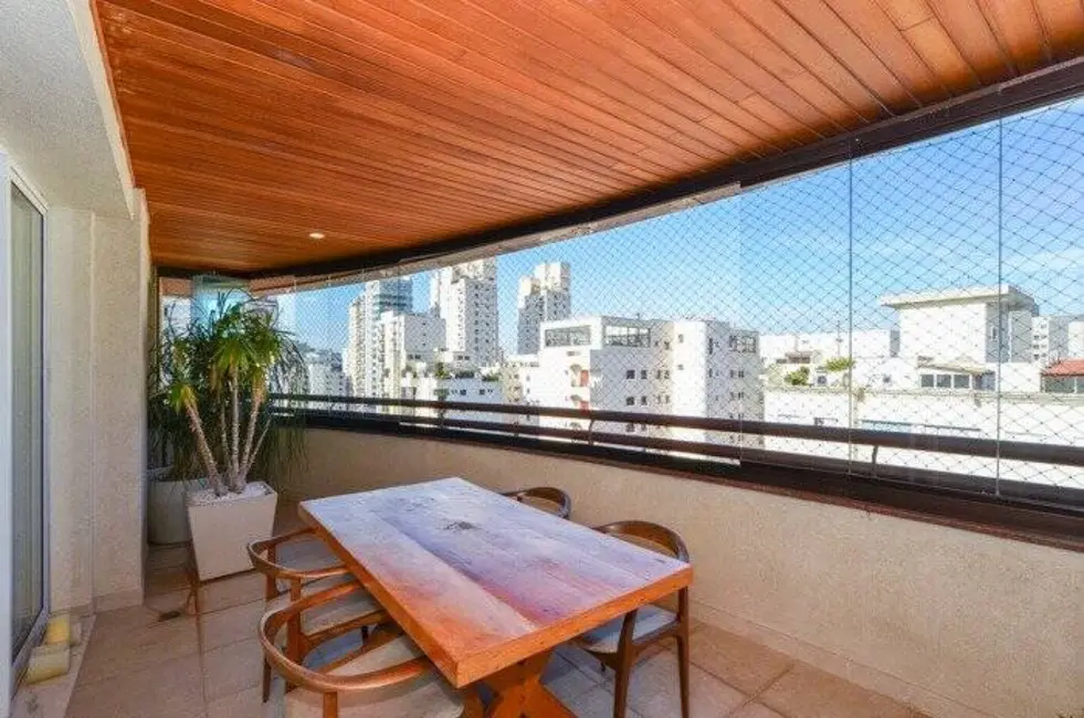 Foto 9 de Apartamento com 3 quartos à venda, 202m2 em Moema, São Paulo - SP