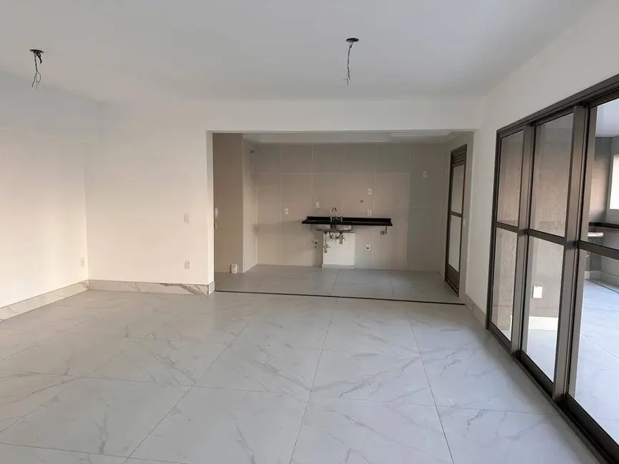 Apartamento com 4 quartos à venda, 156m2 em Vila Mariana, São Paulo - SP - imagem 5 Foto 5 de Apartamento com 4 quartos à venda, 156m2 em Vila Mariana, São Paulo - SP