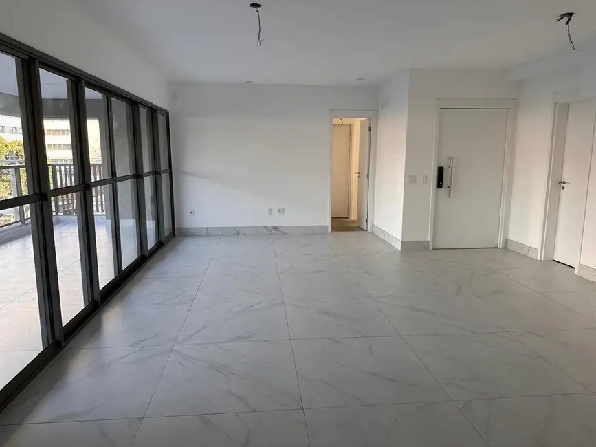 Apartamento com 4 quartos à venda, 156m2 em Vila Mariana, São Paulo - SP - imagem 4 Foto 4 de Apartamento com 4 quartos à venda, 156m2 em Vila Mariana, São Paulo - SP