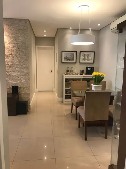 Apartamento com 3 quartos à venda, 111m2 em Aclimação, São Paulo - SP - imagem 6 Foto 6 de Apartamento com 3 quartos à venda, 111m2 em Aclimação, São Paulo - SP