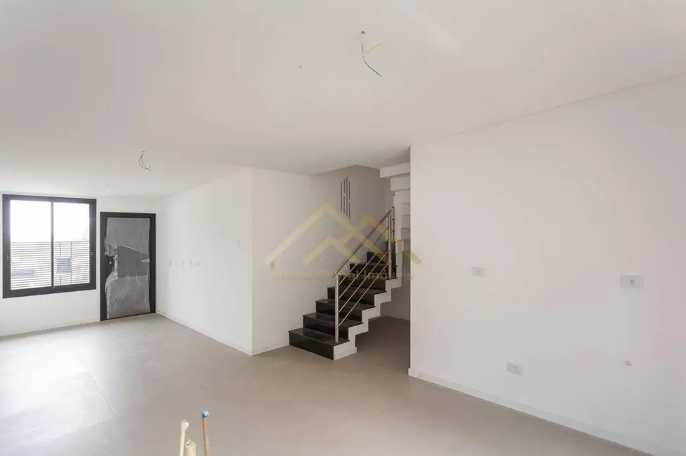 Casa com 3 quartos à venda, 139m2 em Pilarzinho, Curitiba - PR - imagem 3 Foto 3 de Casa com 3 quartos à venda, 139m2 em Pilarzinho, Curitiba - PR