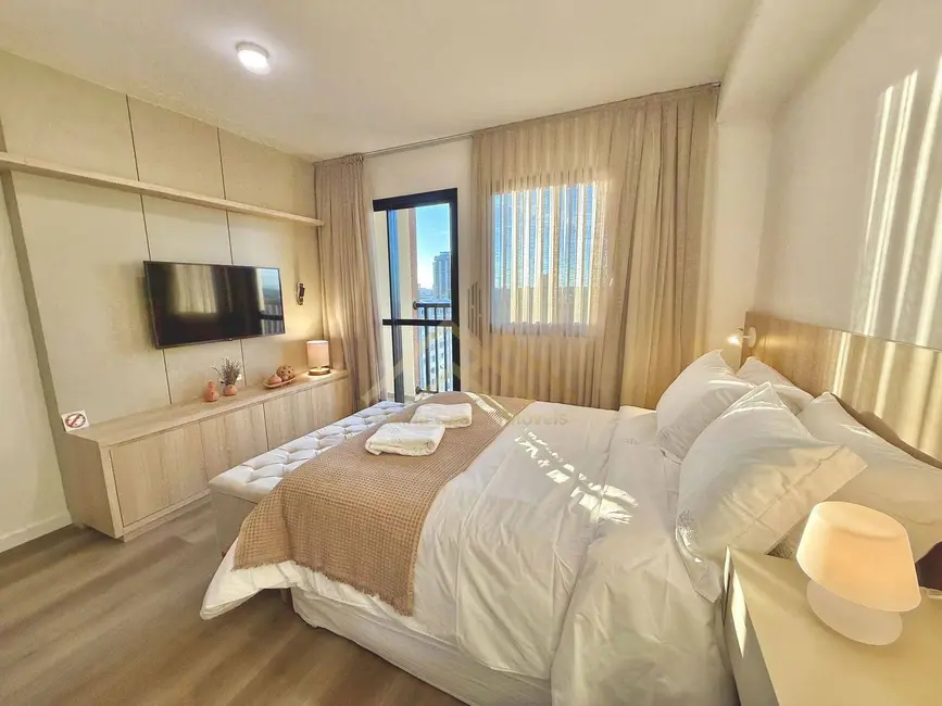 Foto 3 de Apartamento com 1 quarto à venda, 24m2 em Centro, Curitiba - PR