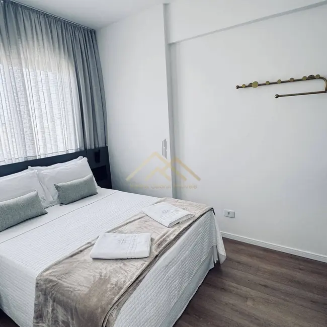 Apartamento com 1 quarto à venda, 34m2 em Centro, Curitiba - PR - imagem 7 Foto 7 de Apartamento com 1 quarto à venda, 34m2 em Centro, Curitiba - PR