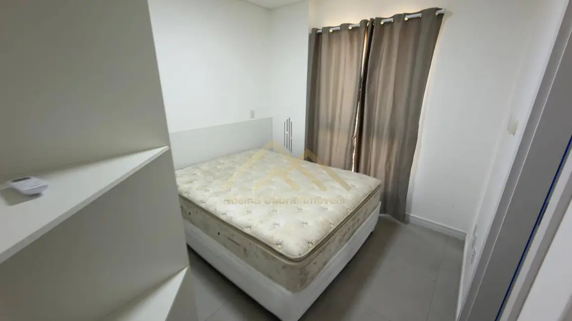 Foto 5 de Apartamento com 2 quartos à venda, 60m2 em Itapema - SC