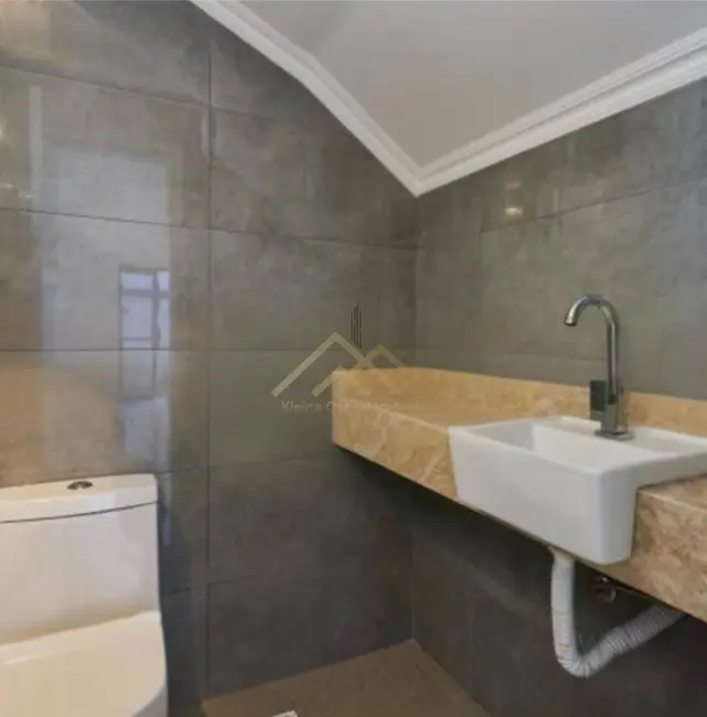 Foto 8 de Casa com 2 quartos à venda, 98m2 em Santa Cândida, Curitiba - PR