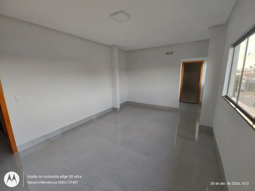 Sobrado com 3 quartos à venda, 211m2 em Residencial Canadá, Goiania - GO - imagem 6 Foto 6 de Sobrado com 3 quartos à venda, 211m2 em Residencial Canadá, Goiania - GO