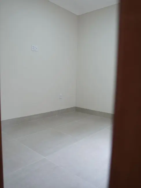 Foto 4 de Casa com 3 quartos à venda, 138m2 em Das Indústrias, Senador Canedo - GO