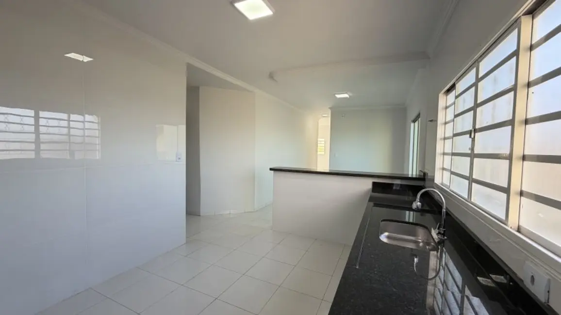 Sobrado com 3 quartos à venda, 138m2 em Residencial Canadá, Goiania - GO - imagem 5 Foto 5 de Sobrado com 3 quartos à venda, 138m2 em Residencial Canadá, Goiania - GO