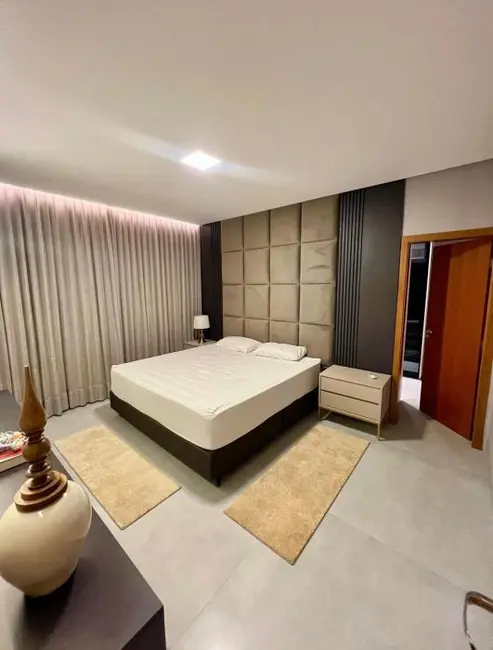 Sobrado com 3 quartos à venda, 138m2 em Jardim Vila Boa, Goiania - GO - imagem 8 Foto 8 de Sobrado com 3 quartos à venda, 138m2 em Jardim Vila Boa, Goiania - GO
