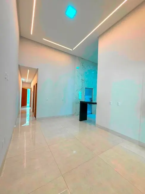 Foto 6 de Casa com 3 quartos à venda, 56m2 em Residencial Flor do Ipê II, Senador Canedo - GO