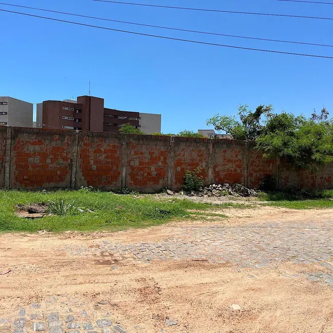 Foto 8 de Terreno / Lote à venda, 3354m2 em Aquiraz - CE