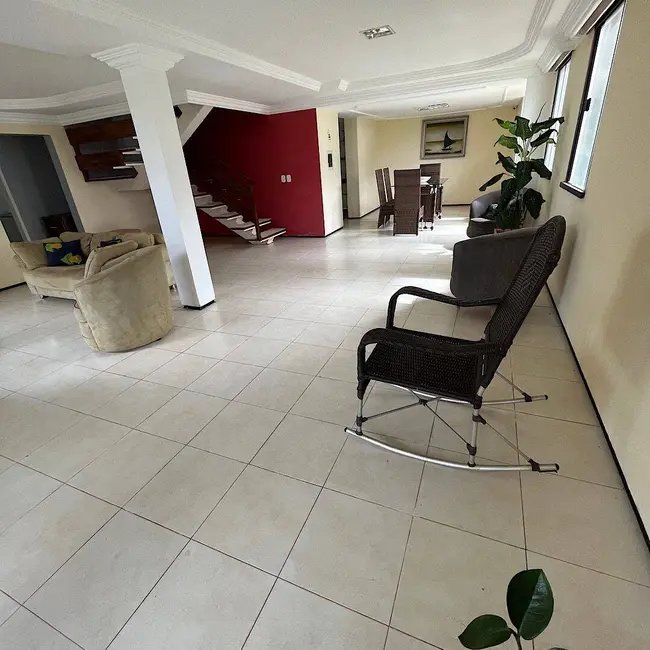 Foto 7 de Casa com 4 quartos à venda, 280m2 em Aquiraz - CE