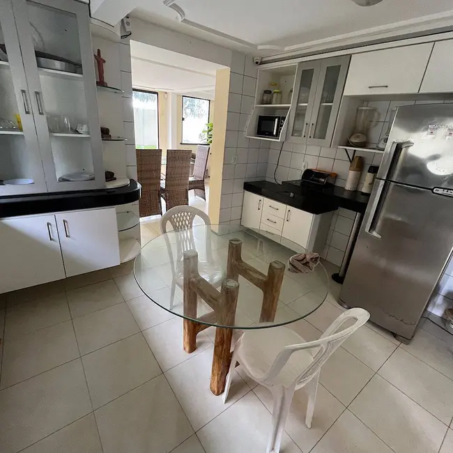 Foto 8 de Casa com 4 quartos à venda, 280m2 em Aquiraz - CE