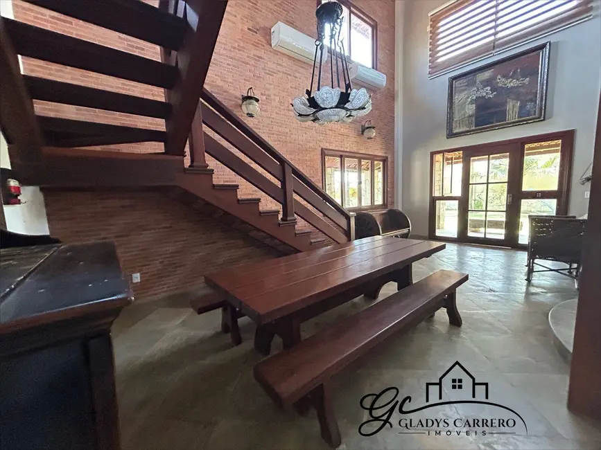 Foto 5 de Casa com 5 quartos à venda, 372m2 em Aquiraz - CE