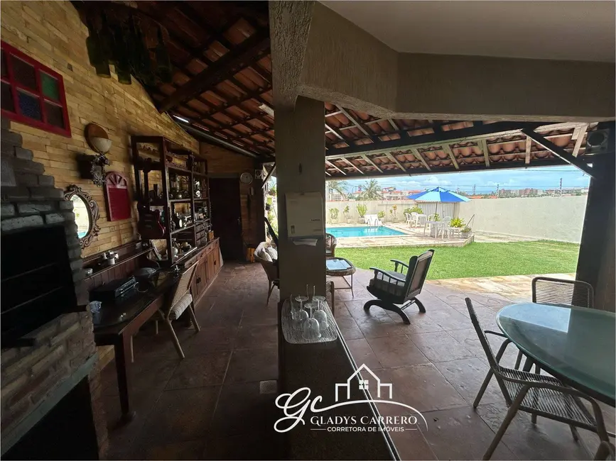 Foto 4 de Casa com 4 quartos à venda, 302m2 em Aquiraz - CE