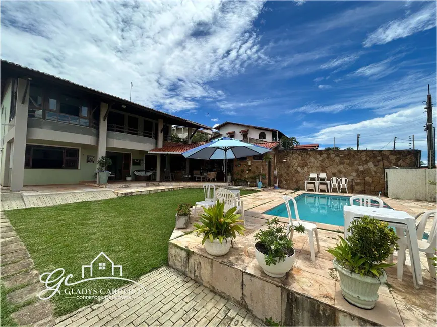 Foto 2 de Casa com 4 quartos à venda, 302m2 em Aquiraz - CE