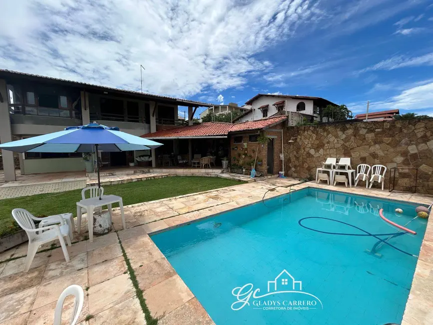 Foto 1 de Casa com 4 quartos à venda, 302m2 em Aquiraz - CE