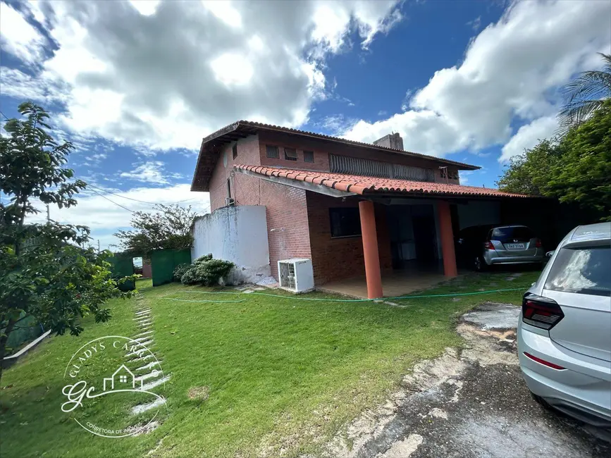 Foto 5 de Casa com 8 quartos à venda, 396m2 em Aquiraz - CE