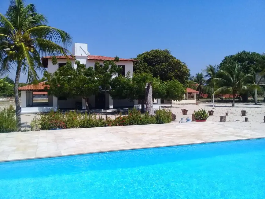 Foto 1 de Sítio / Rancho com 8 quartos à venda, 321m2 em Aquiraz - CE