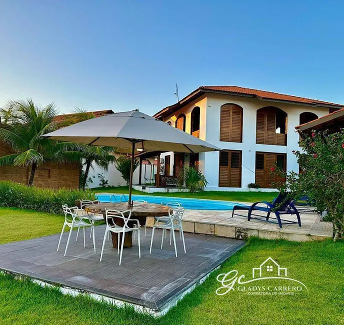 Foto 3 de Casa com 4 quartos à venda, 332m2 em Aquiraz - CE