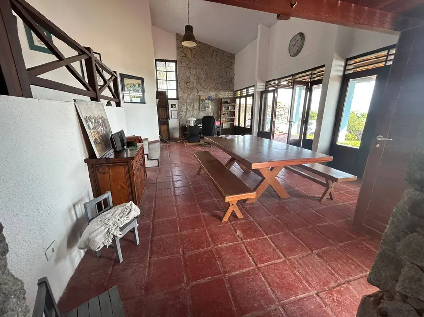 Foto 8 de Casa com 4 quartos à venda, 330m2 em Aquiraz - CE