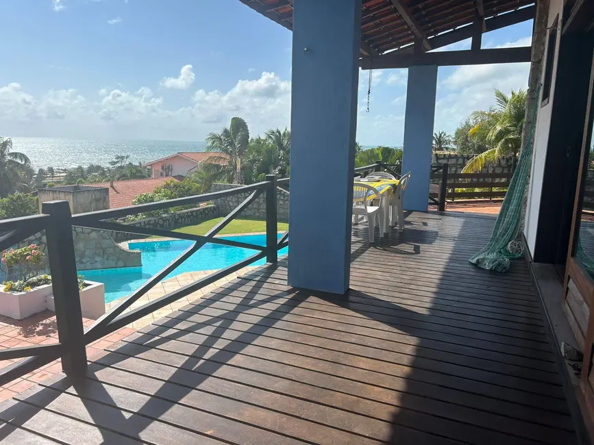 Foto 4 de Casa com 4 quartos à venda, 330m2 em Aquiraz - CE