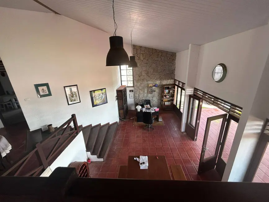 Foto 6 de Casa com 4 quartos à venda, 330m2 em Aquiraz - CE